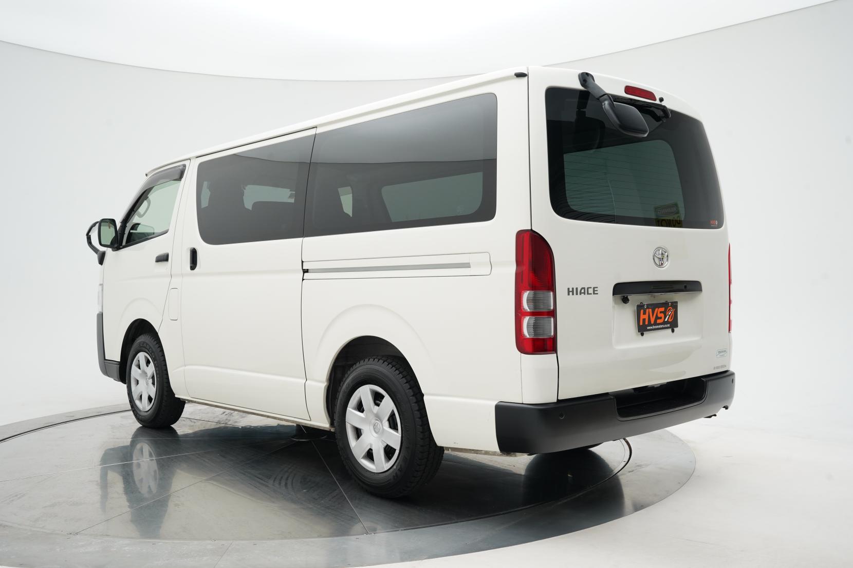 Toyota Hiace 2.0 DX 2.0L 5 Door