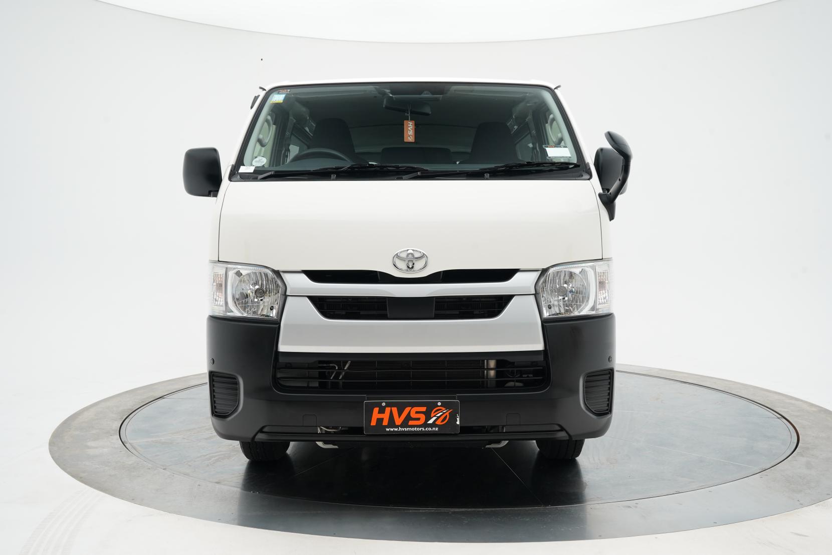 Toyota Hiace 2.0 DX 2.0L 5 Door