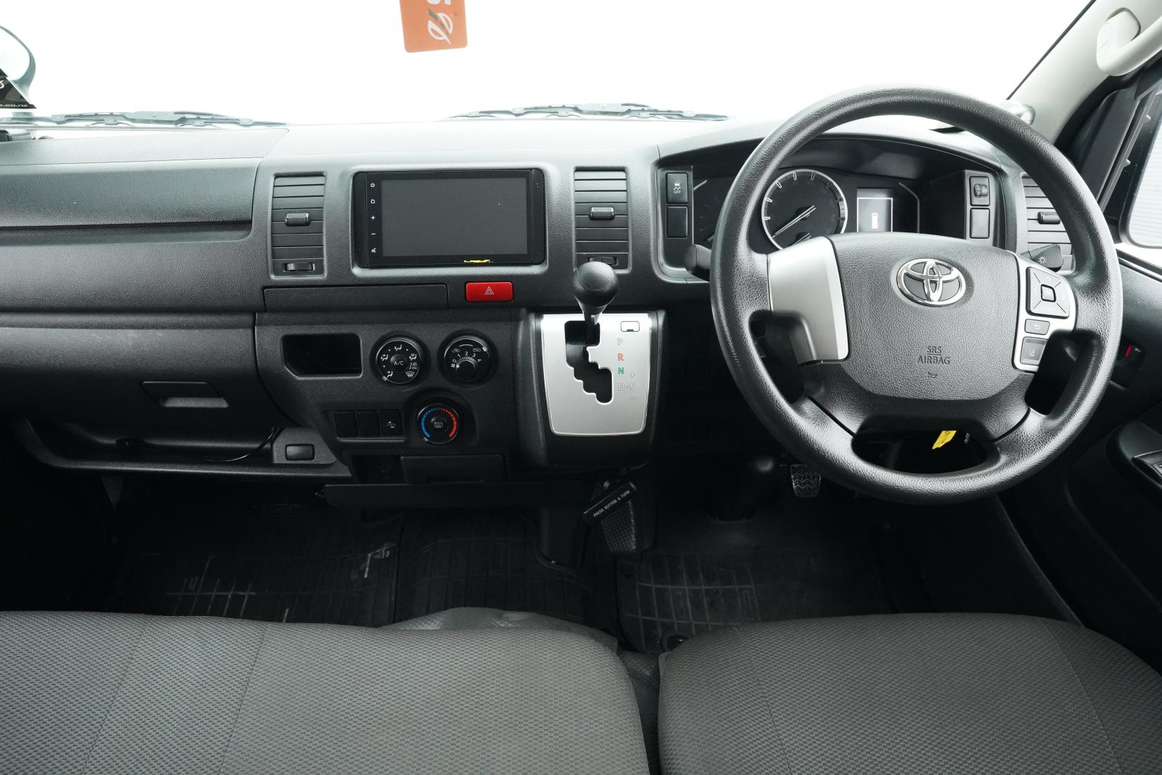 Toyota Hiace 2.0 DX 2.0L 5 Door
