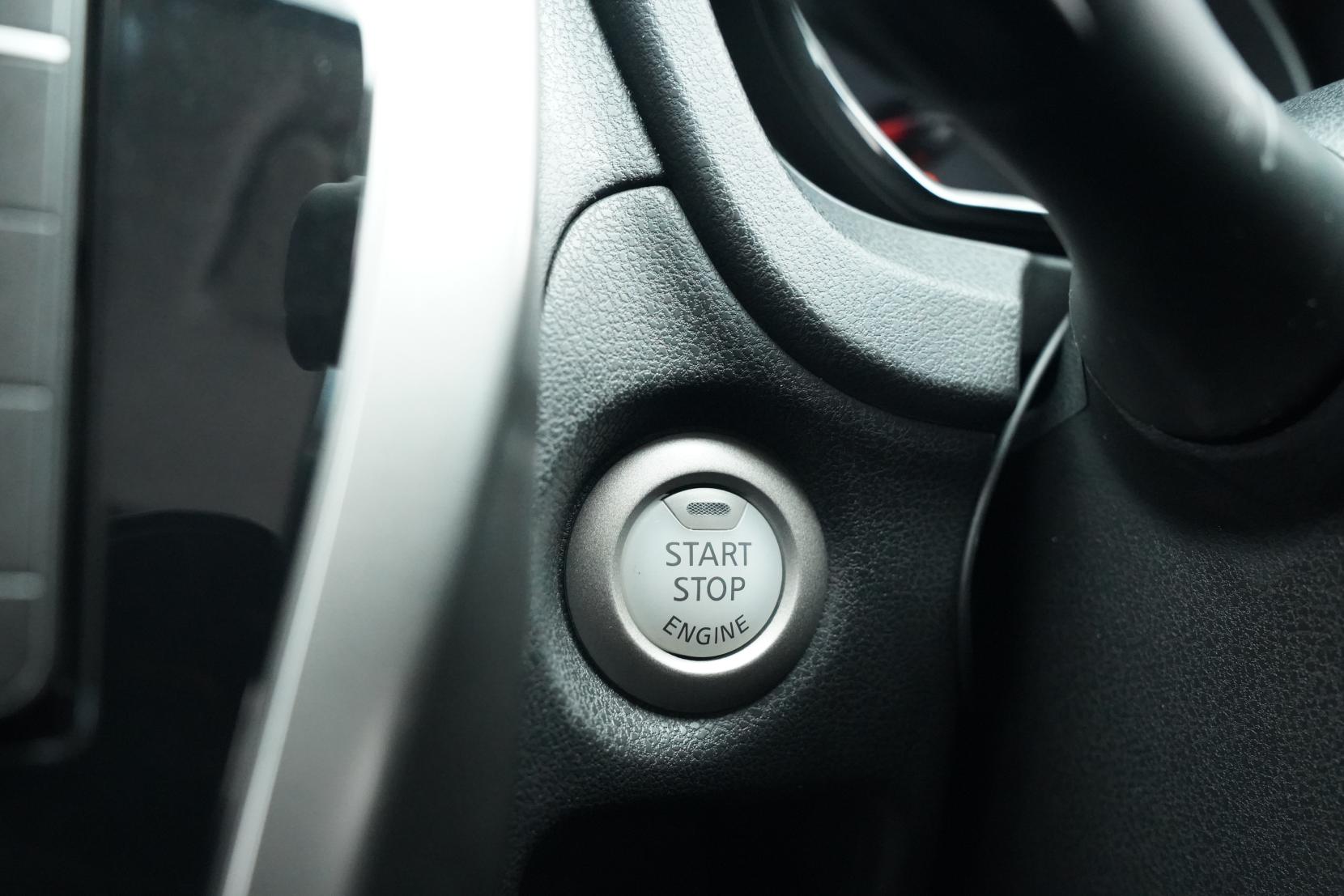 Nissan Note (2004–present) 1.2 X