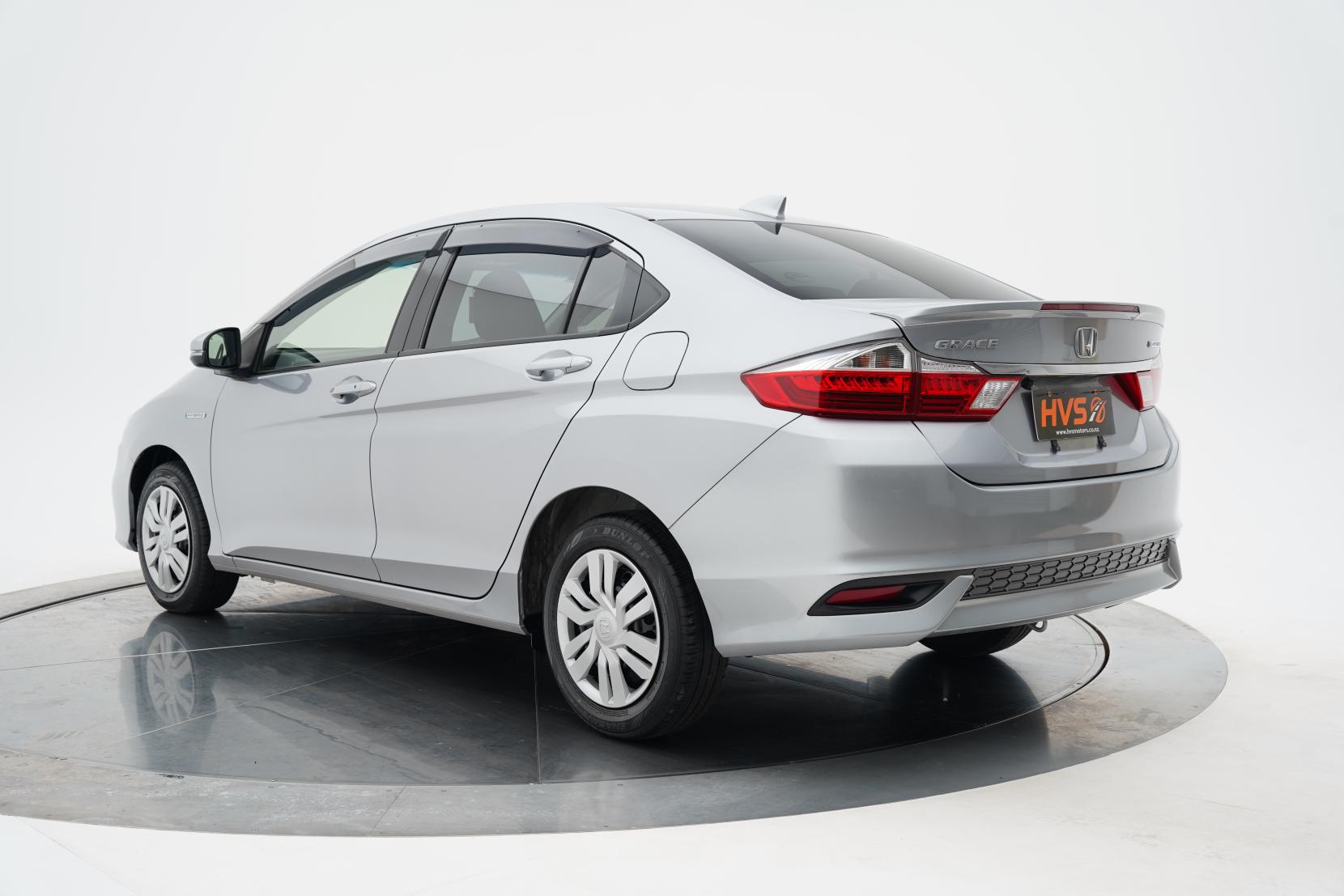 Honda Grace Hybrid DX