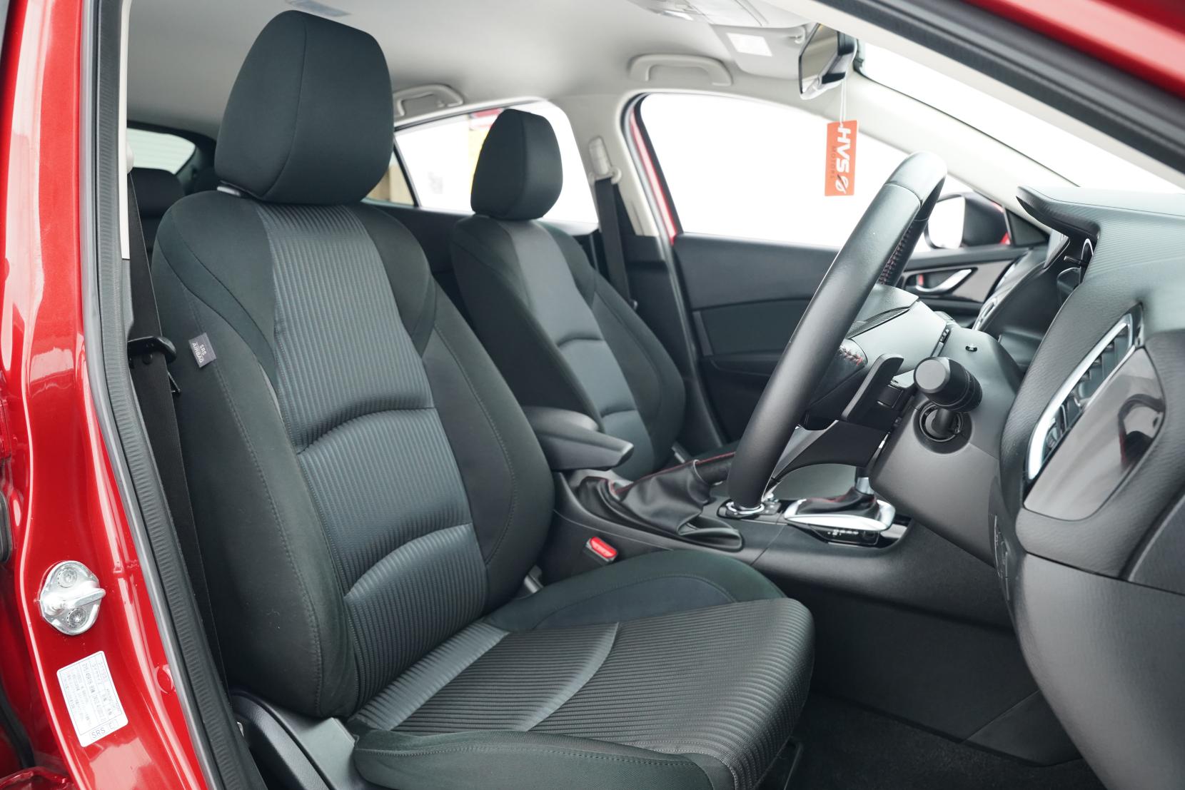 Mazda Axela SPORT 20S TOURING