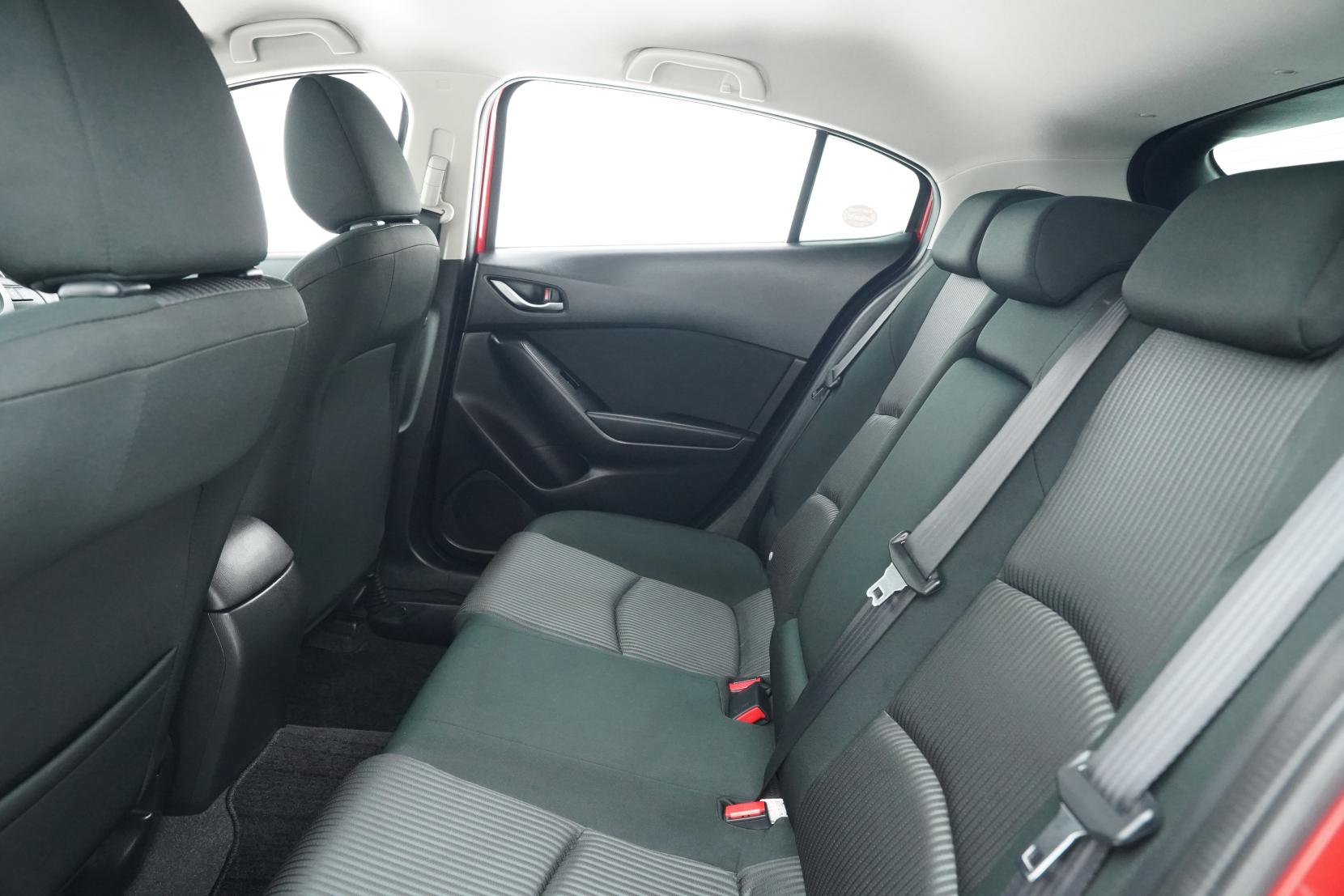 Mazda Axela SPORT 20S TOURING