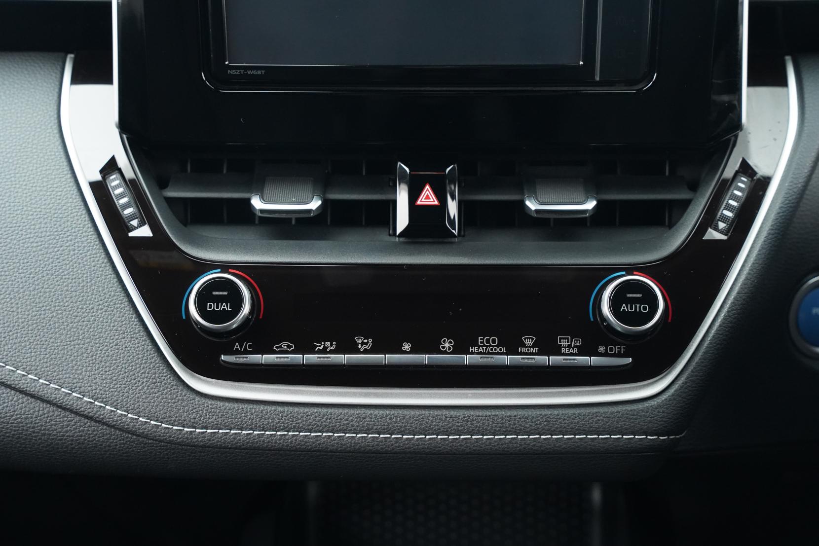 Toyota Corolla SPORT HYBRID G