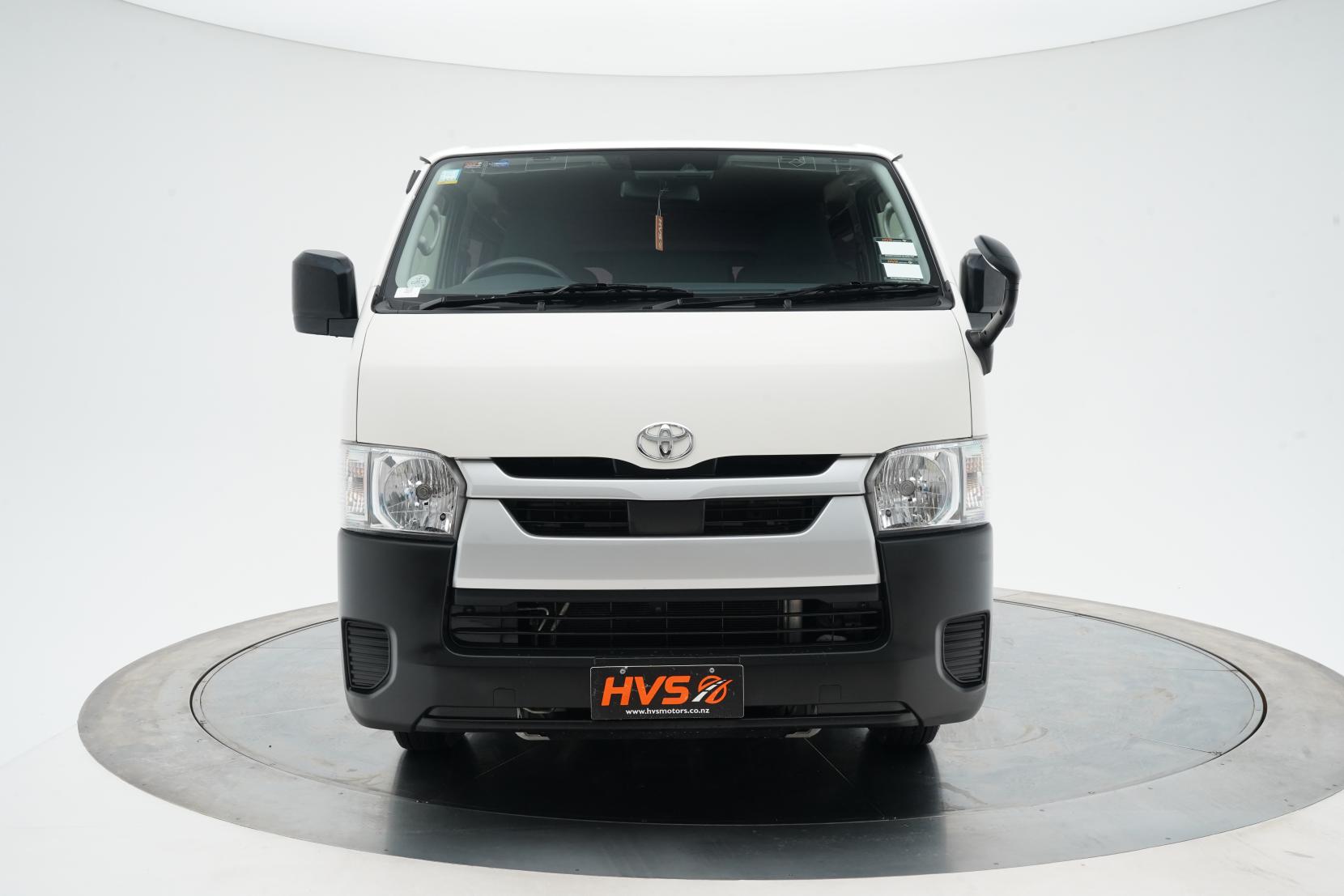 Toyota Hiace 2.8 Diesel 5 Door 