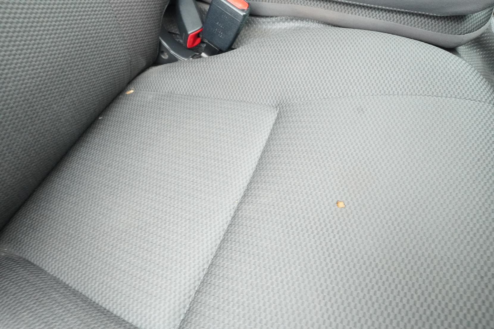 Toyota Hiace 2.8 Diesel 5 Door 