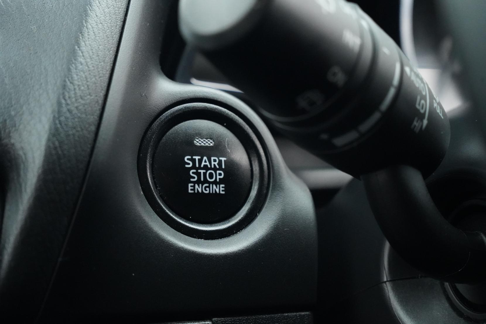 Mazda Axela 1.5 SPORT 15S