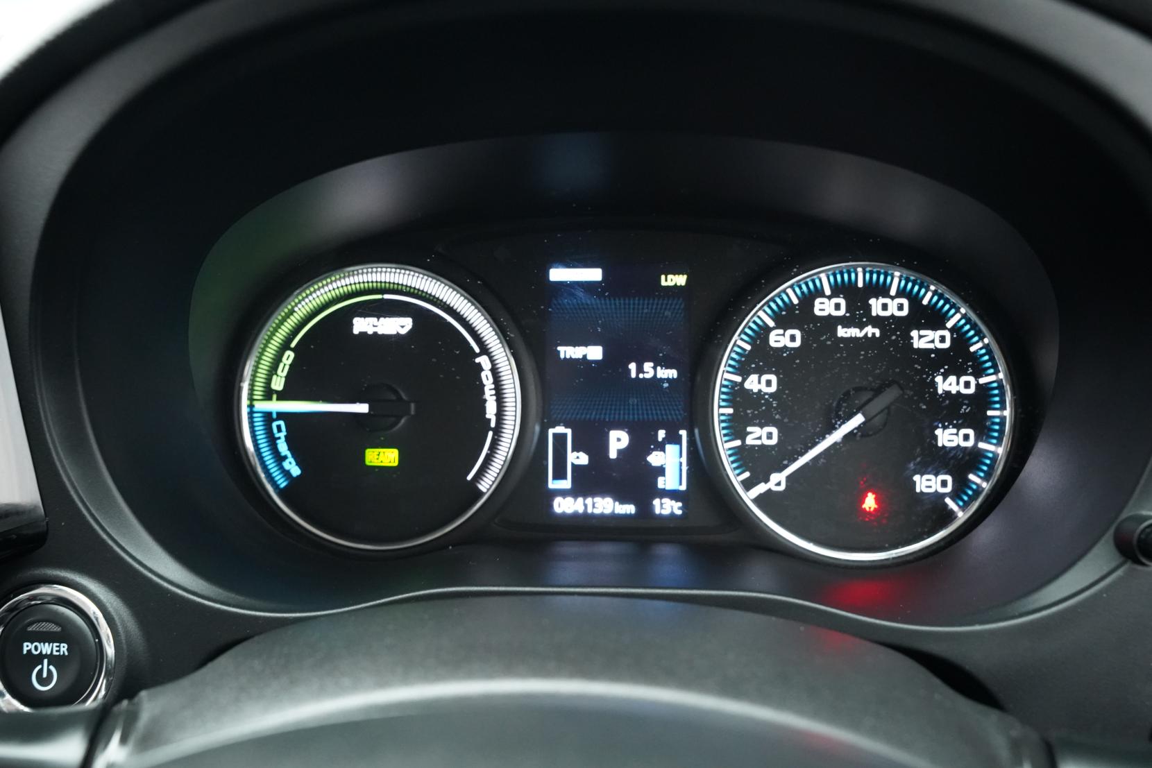 Mitsubishi Outlander 2.4 PHEV PHEV G 4wd Facelift Model