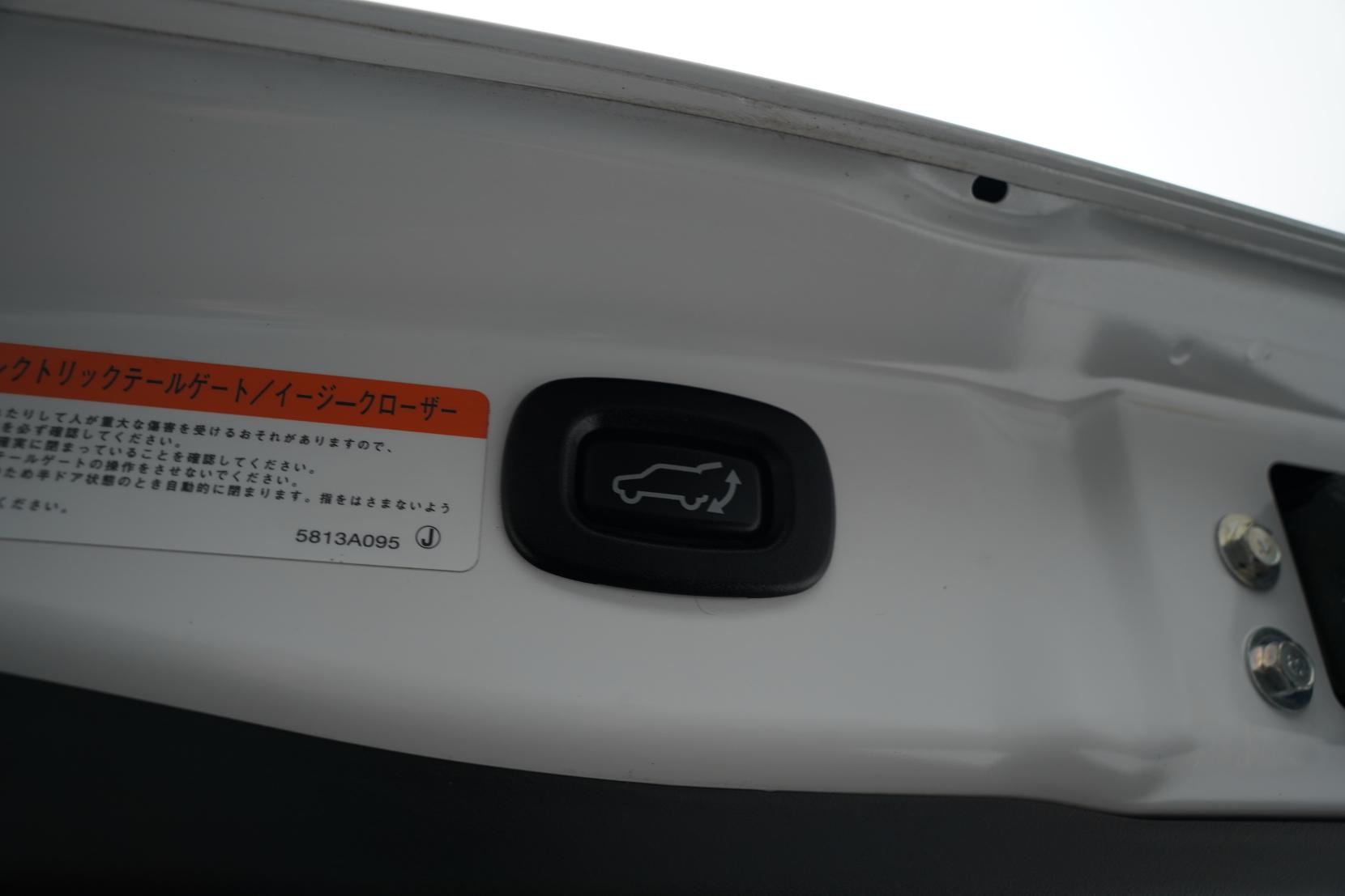 Mitsubishi Outlander 2.4 PHEV PHEV G 4wd Facelift Model