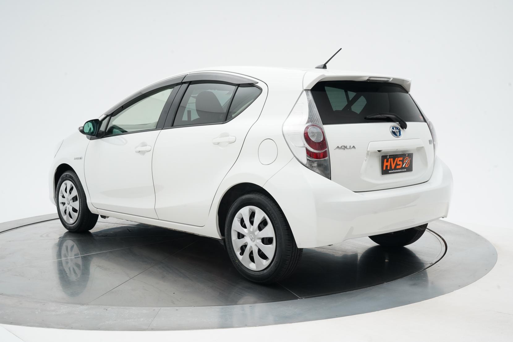 Toyota Aqua 1.5 S Push Start