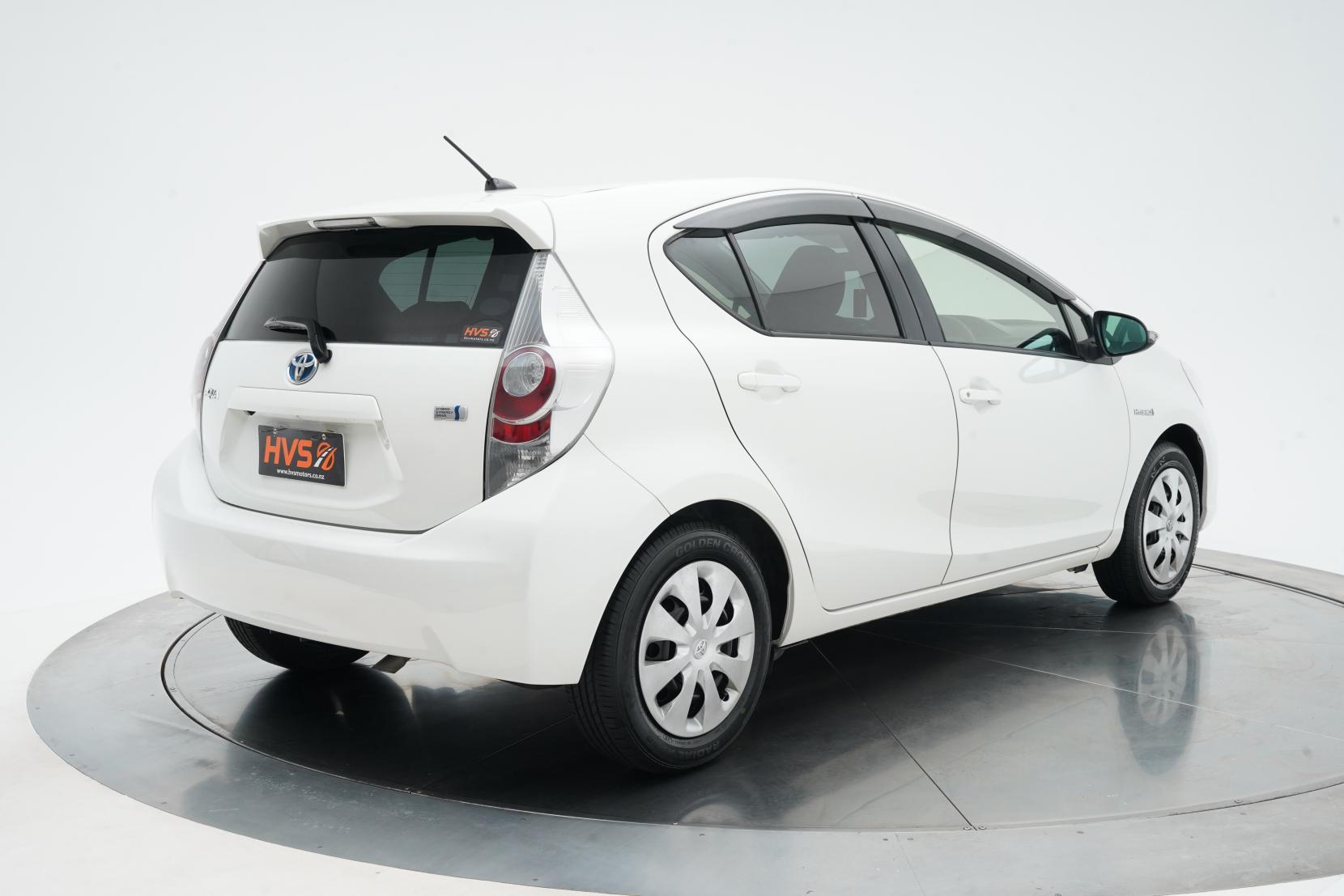 Toyota Aqua 1.5 S Push Start