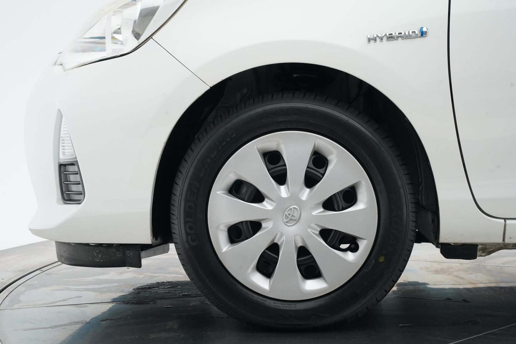 Toyota Aqua 1.5 S Push Start