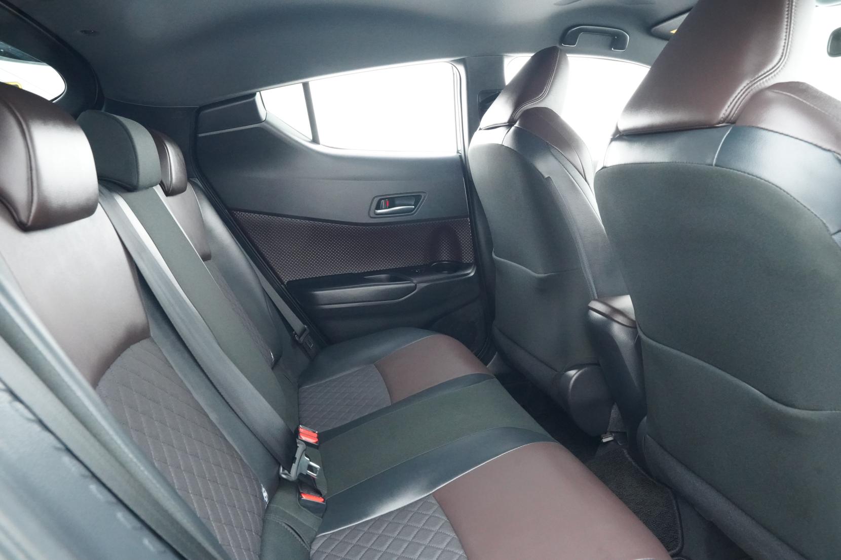 Toyota C-HR 1.8 G Hybrid