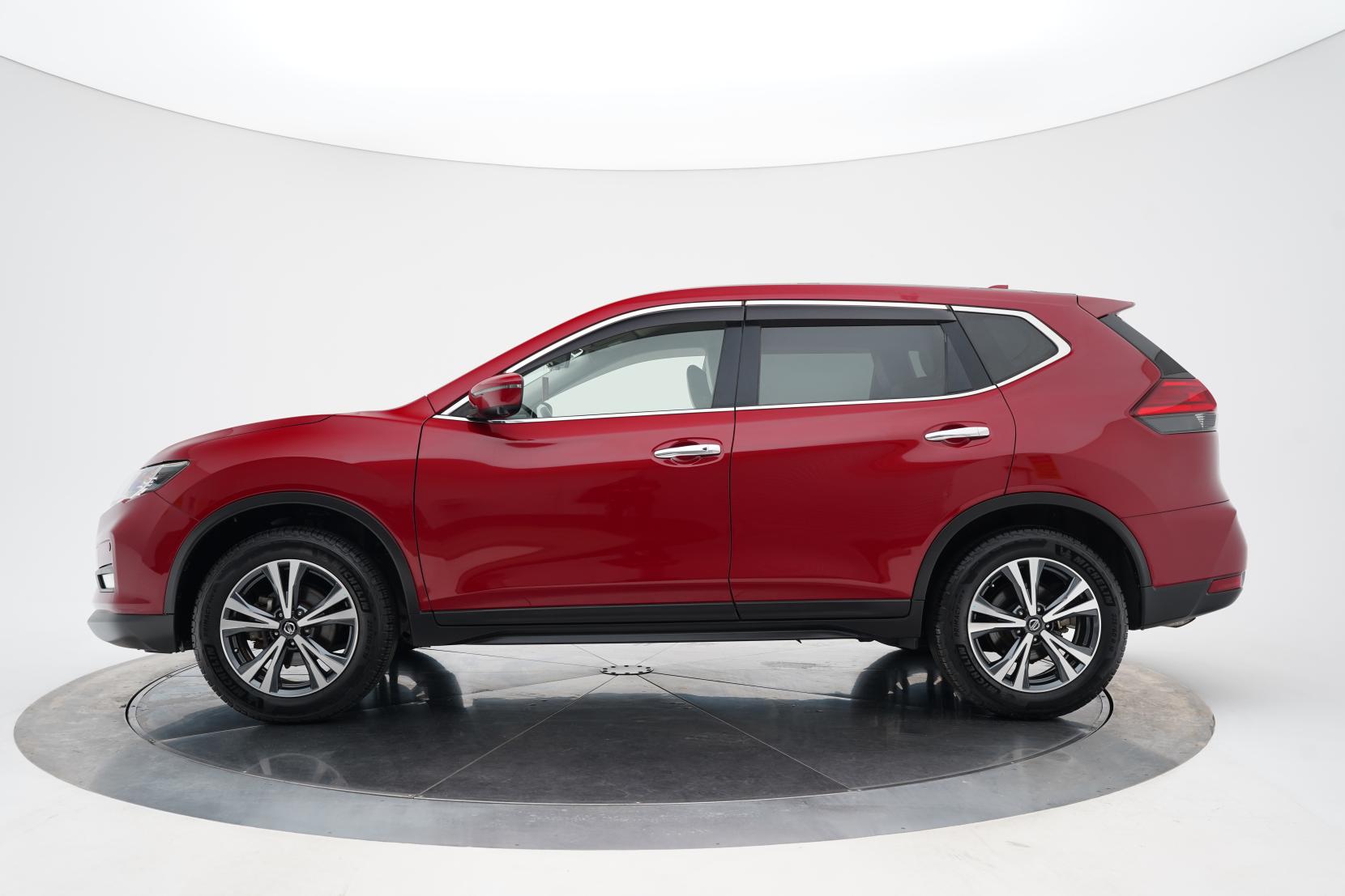 Nissan X-TRAIL 2.0 20X 2WD 5 Seater