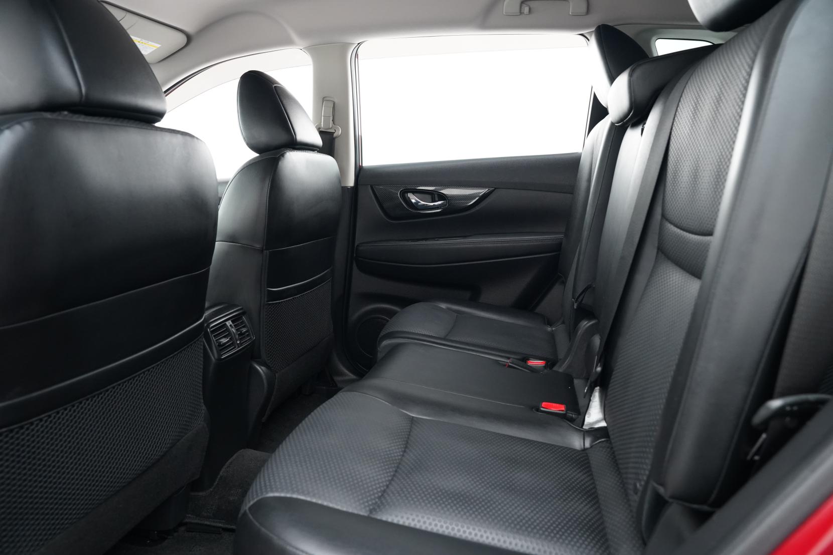 Nissan X-TRAIL 2.0 20X 2WD 5 Seater