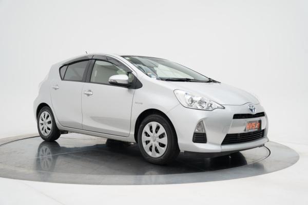 Toyota AQUA 1.5 G Leather Pack