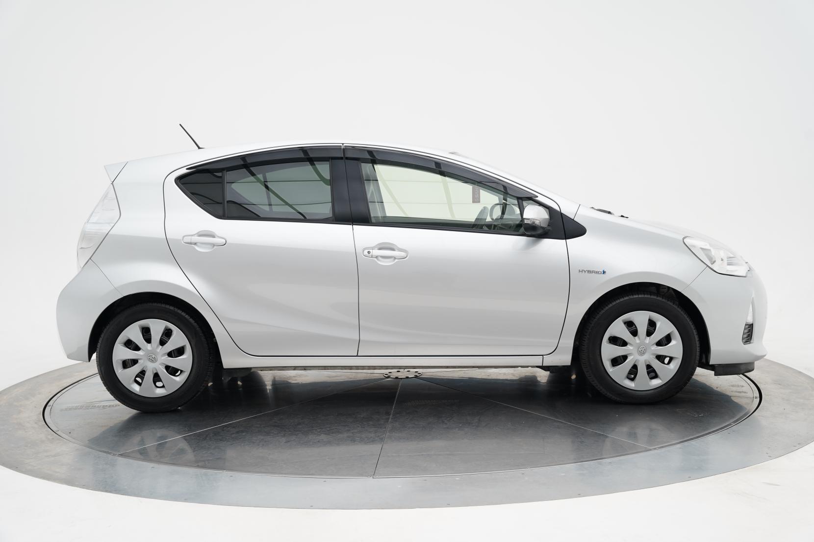 Toyota Aqua 1.5 G Leather Pack