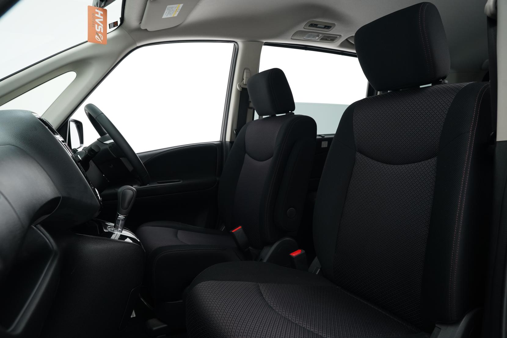 Nissan Serena (1991 – present) 2.0 Hybrid Highway Star 8seats