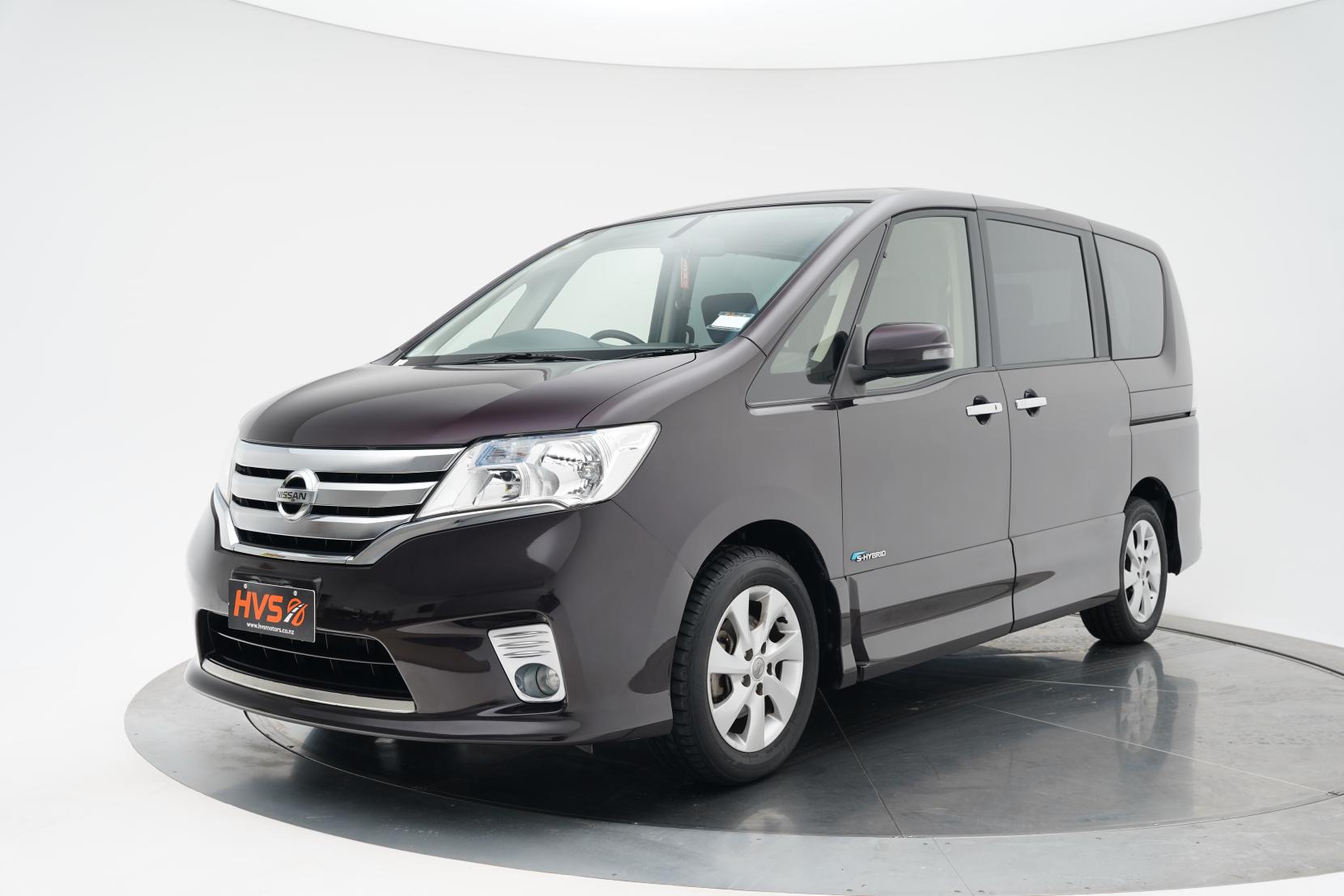 Nissan Serena (1991 – present) 2.0 Hybrid Highway Star 8seats