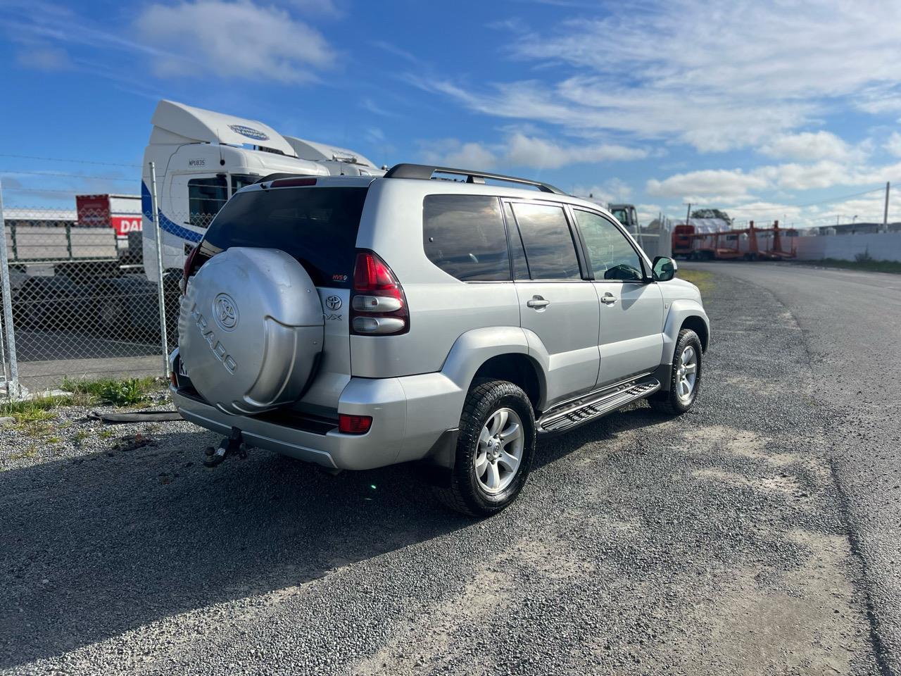 Toyota Land Cruiser Prado 3.0 VX 8 Seater 1KZ 3.0TD