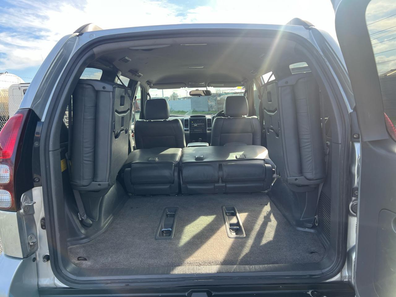 Toyota Land Cruiser Prado 3.0 VX 8 Seater 1KZ 3.0TD