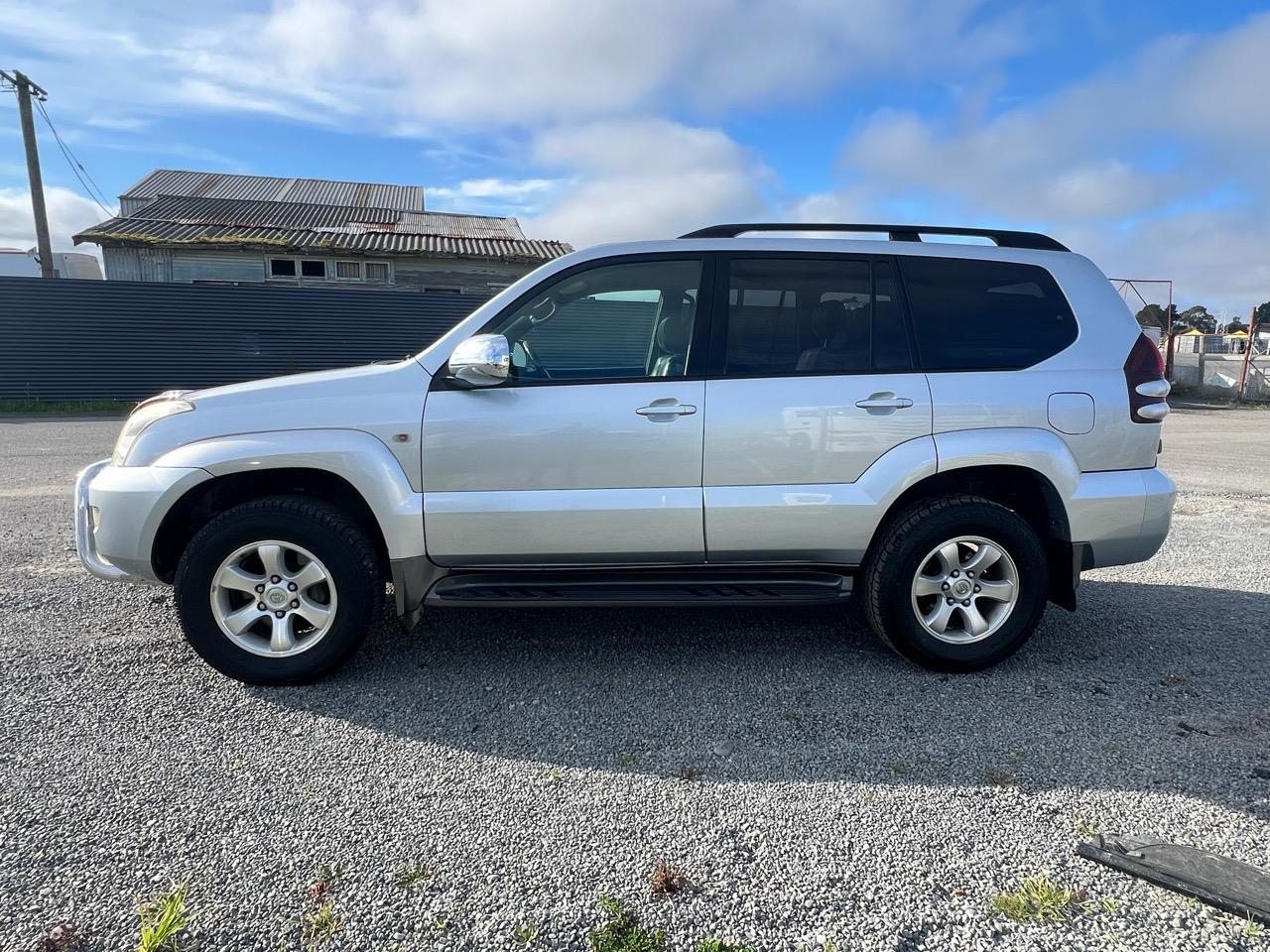 Toyota Land Cruiser Prado 3.0 VX 8 Seater 1KZ 3.0TD