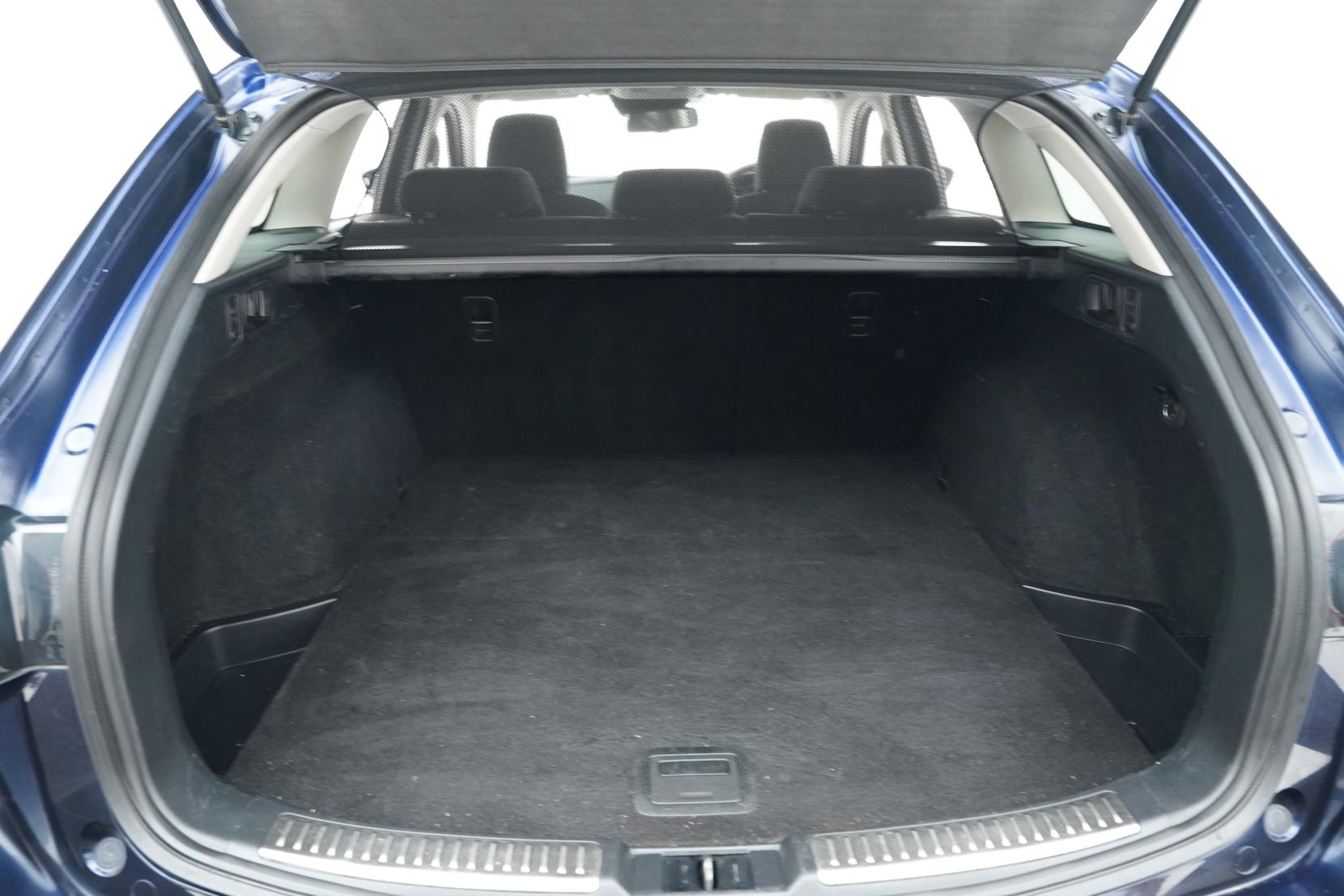 Mazda Atenza 2.0 20S Wagon