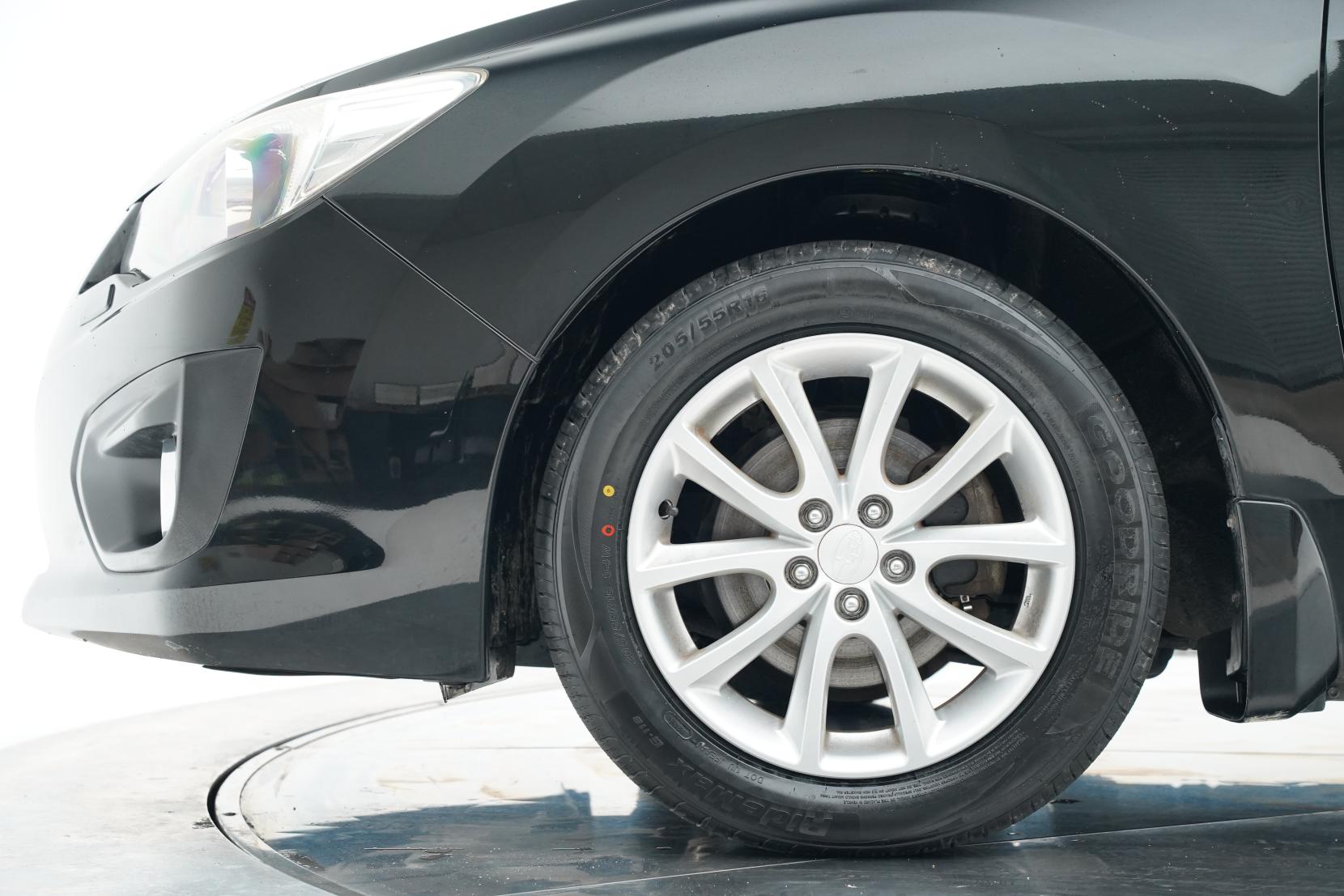 Subaru Impreza 2.0 Sport 2.0l 2WD