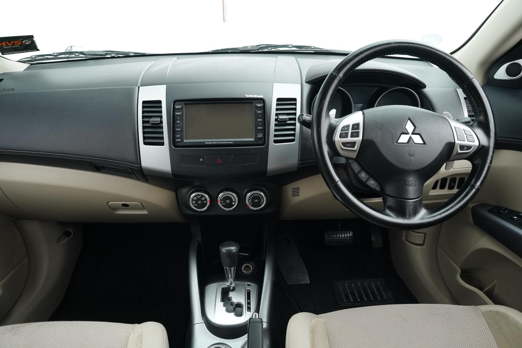 Mitsubishi Outlander 2.4 24G 4WD 7 Seater