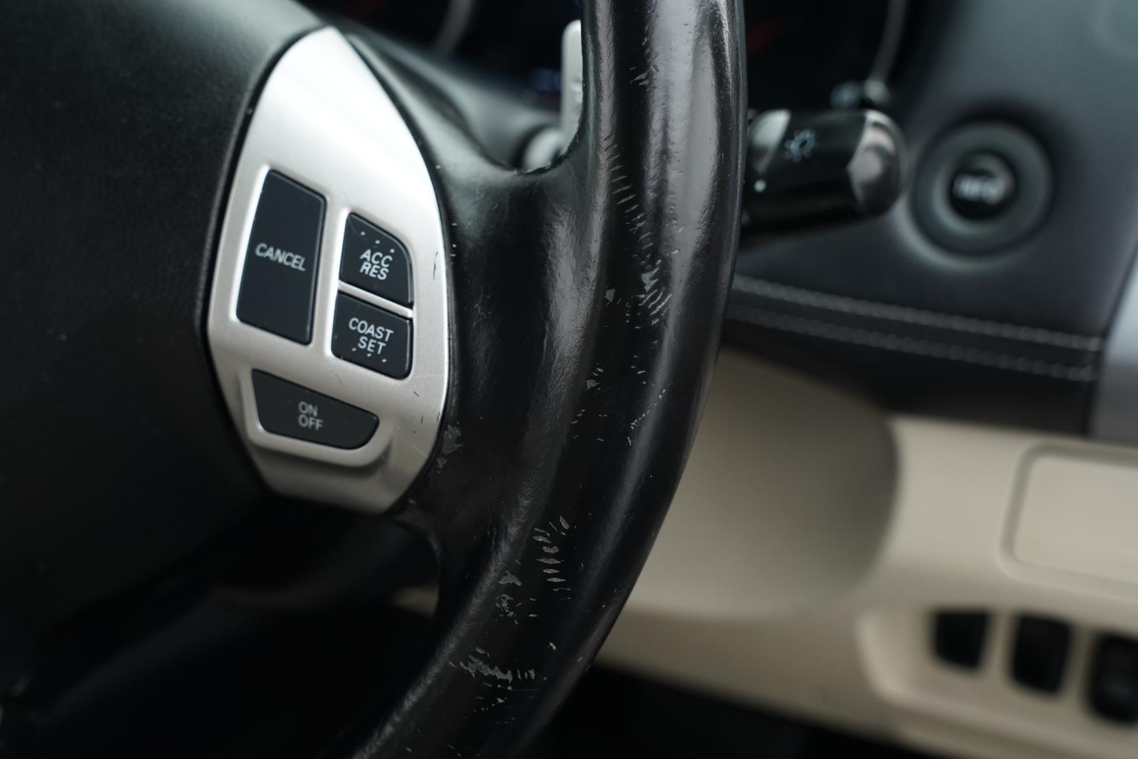 Mitsubishi Outlander 2.4 24G 4WD 7 Seater