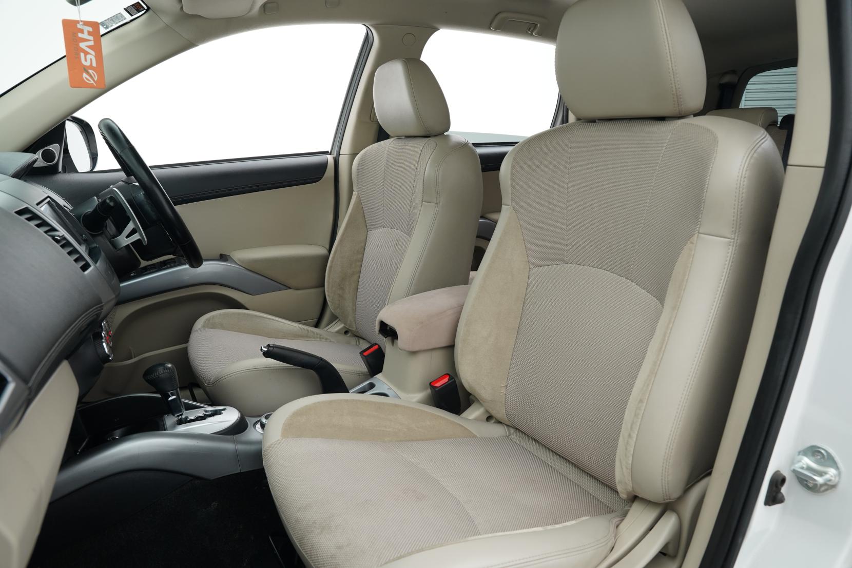 Mitsubishi Outlander 2.4 24G 4WD 7 Seater