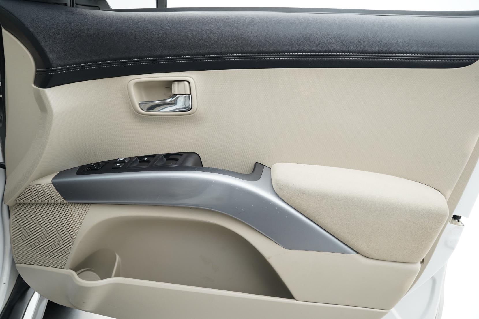 Mitsubishi Outlander 2.4 24G 4WD 7 Seater