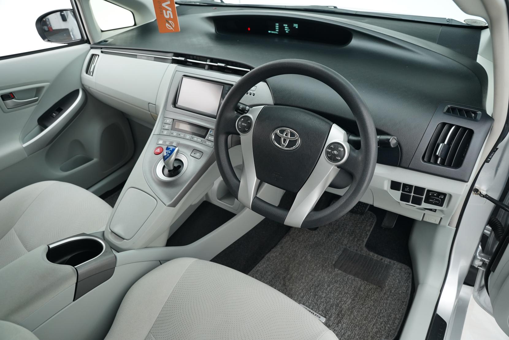 Toyota Prius 1.8 S