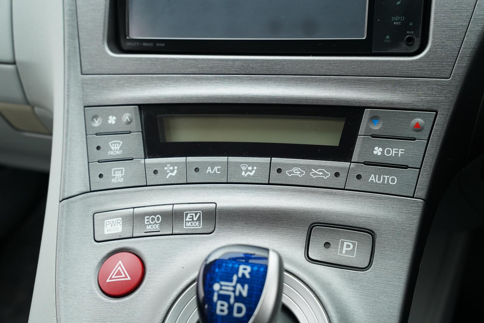 Toyota Prius 1.8 S