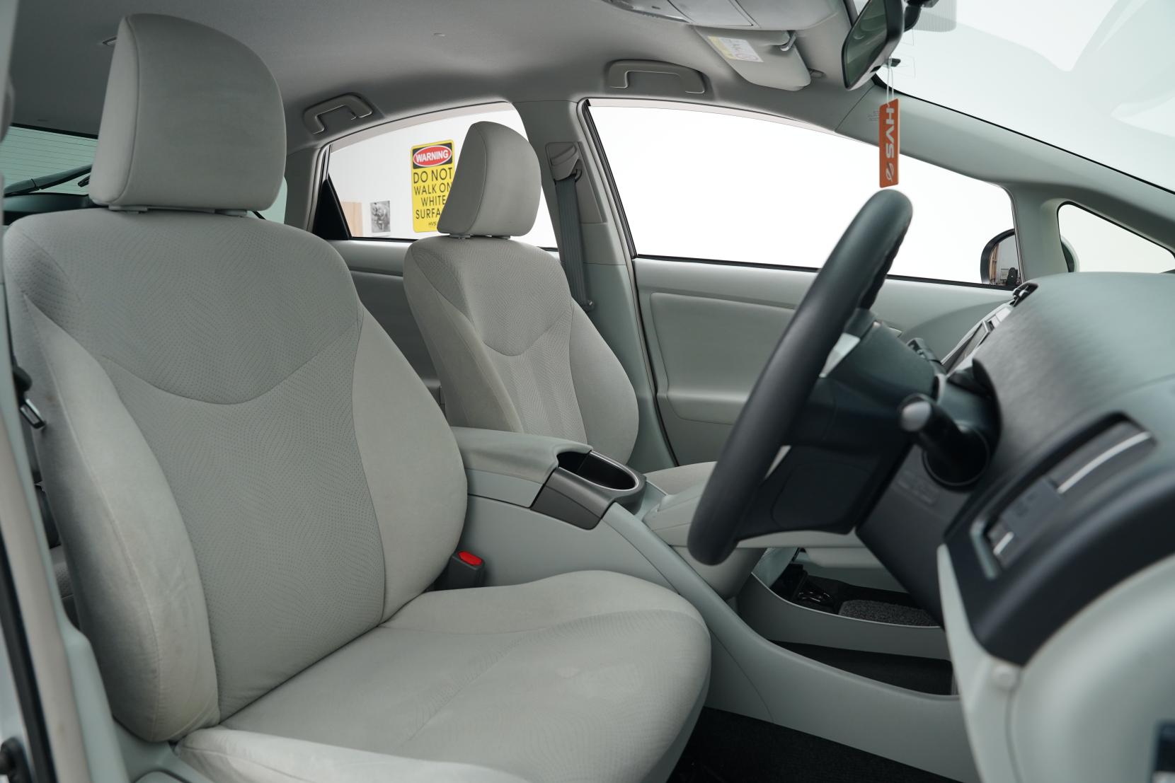 Toyota Prius 1.8 S