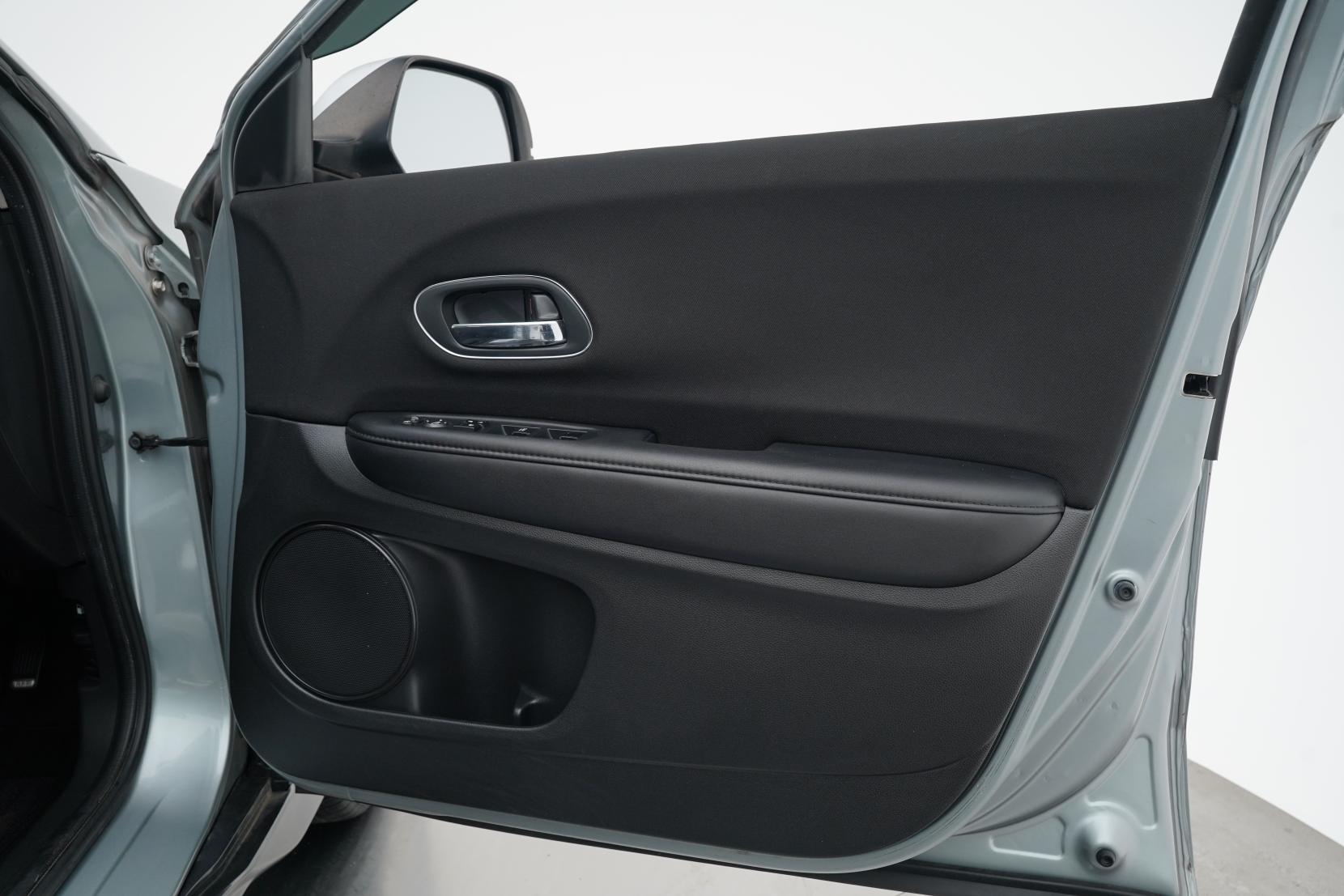 Honda Vezel 1.5 HYBRID X