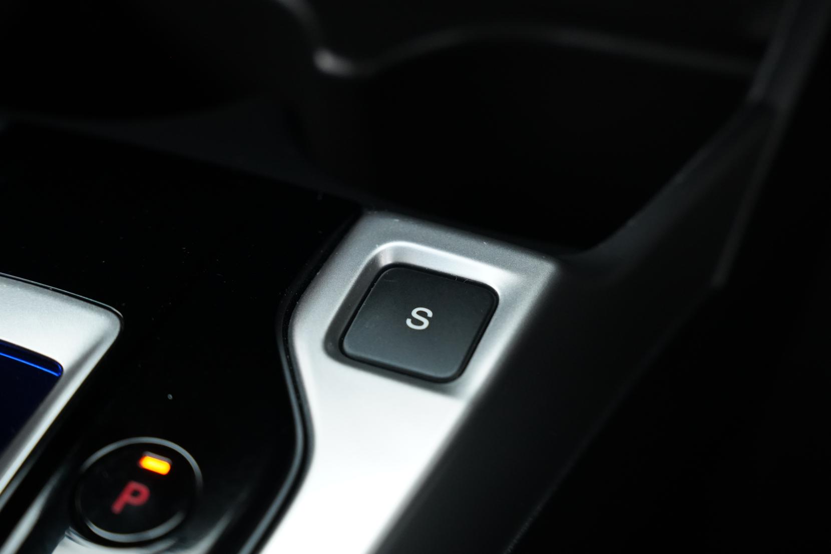 Honda Fit 1.5 ARIA HYBRID F PACKAGE