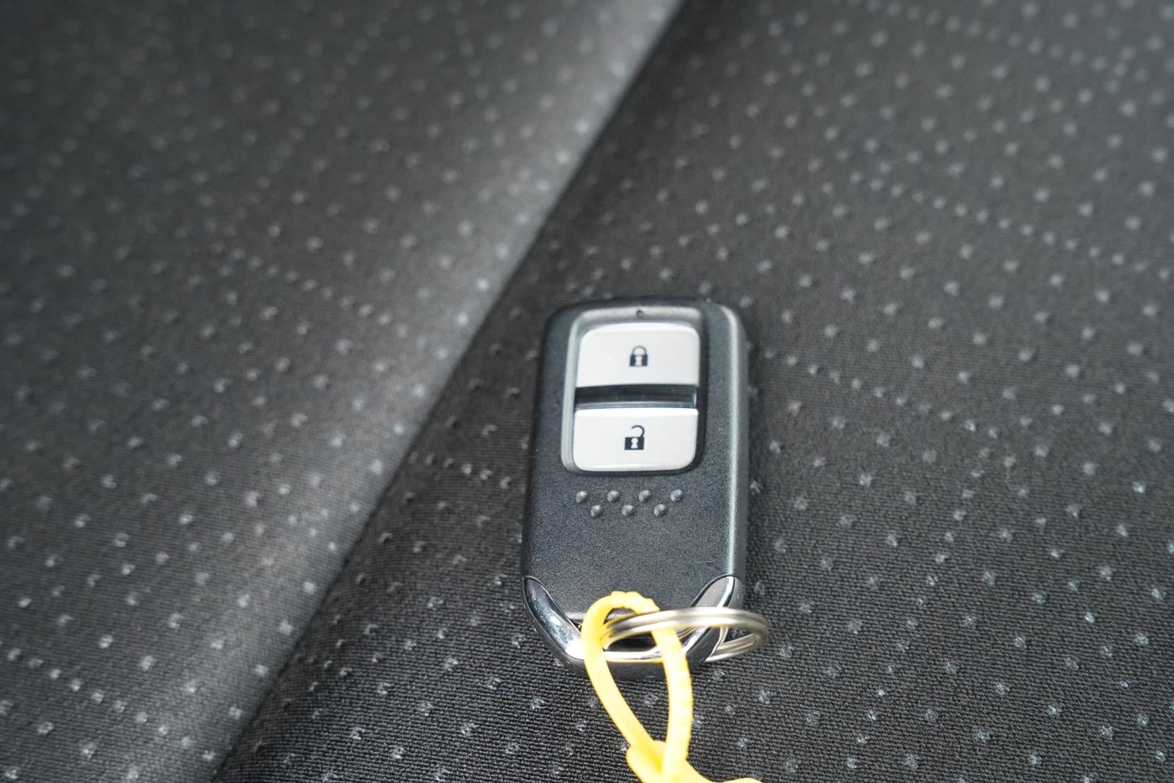 Honda Fit 1.5 ARIA HYBRID F PACKAGE