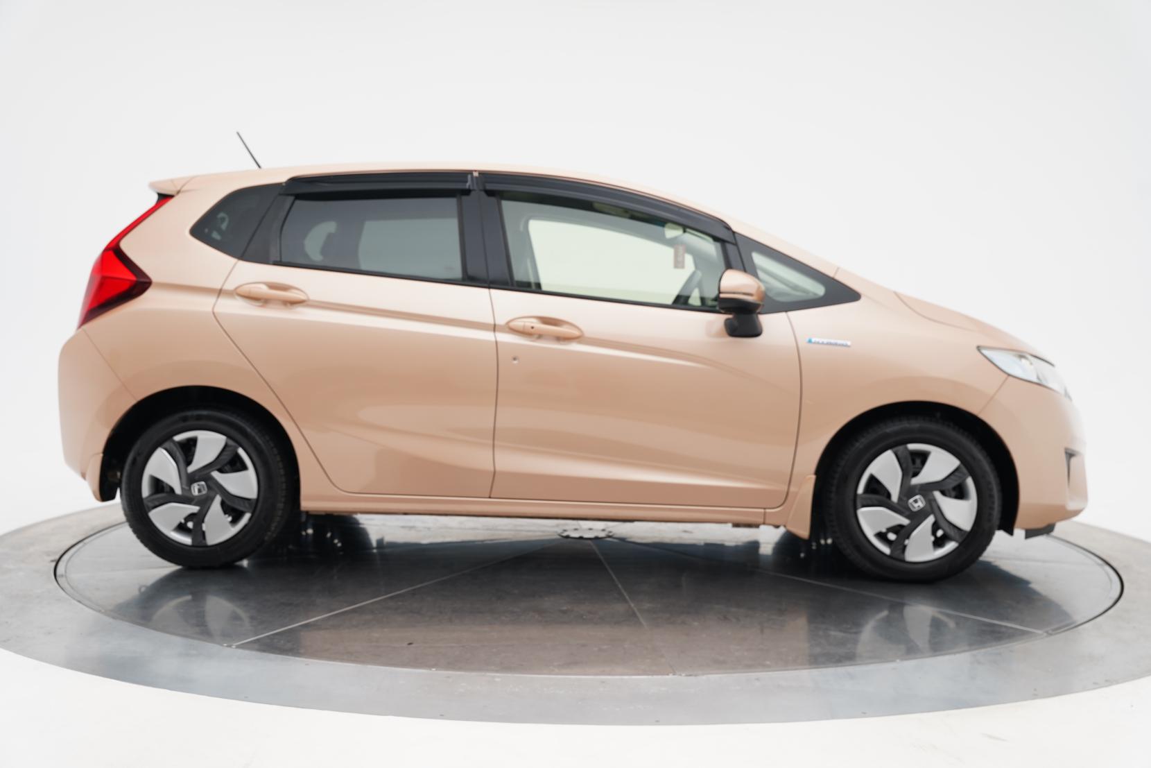 Honda Fit 1.5 ARIA HYBRID F PACKAGE