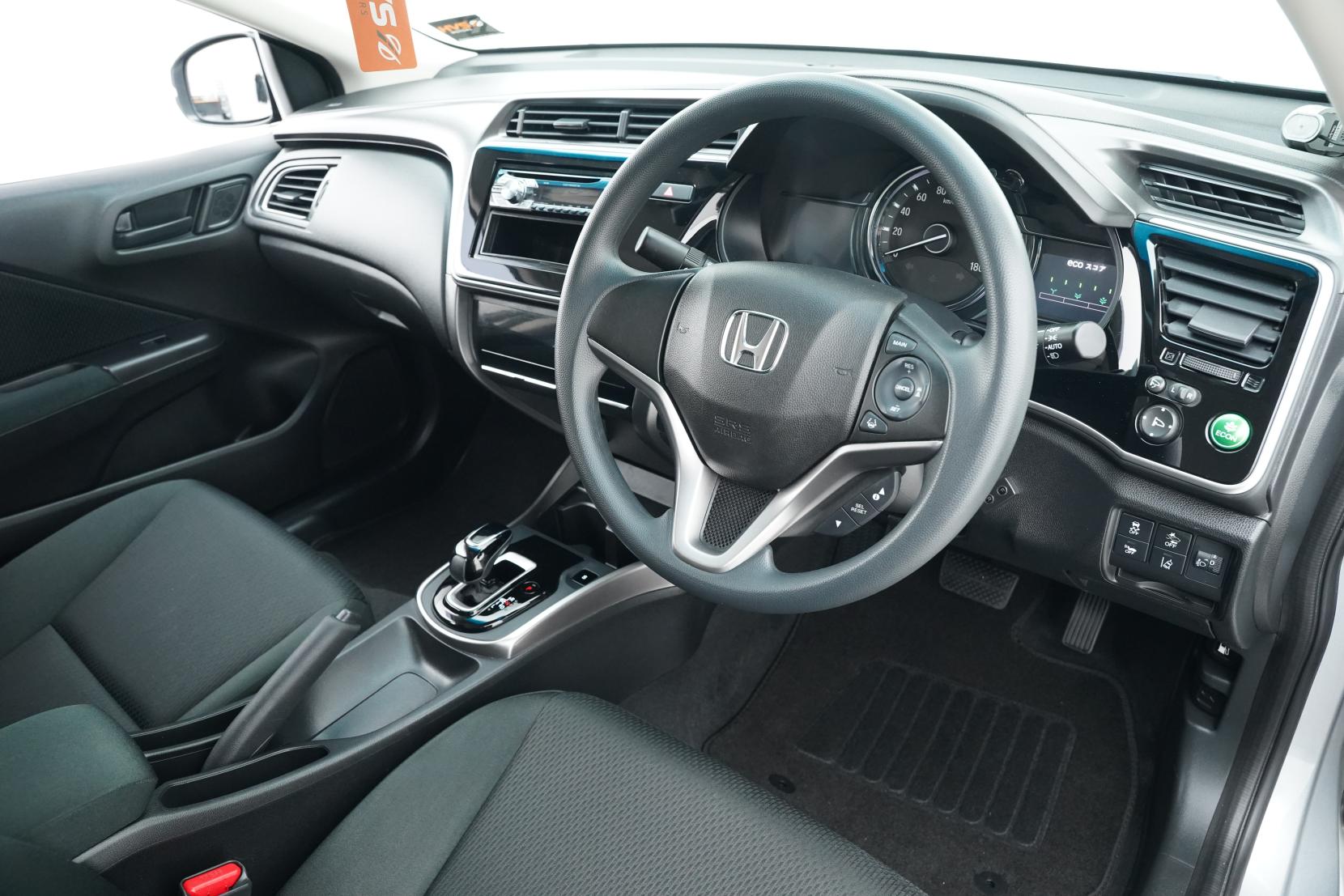 Honda Grace Hybrid DX