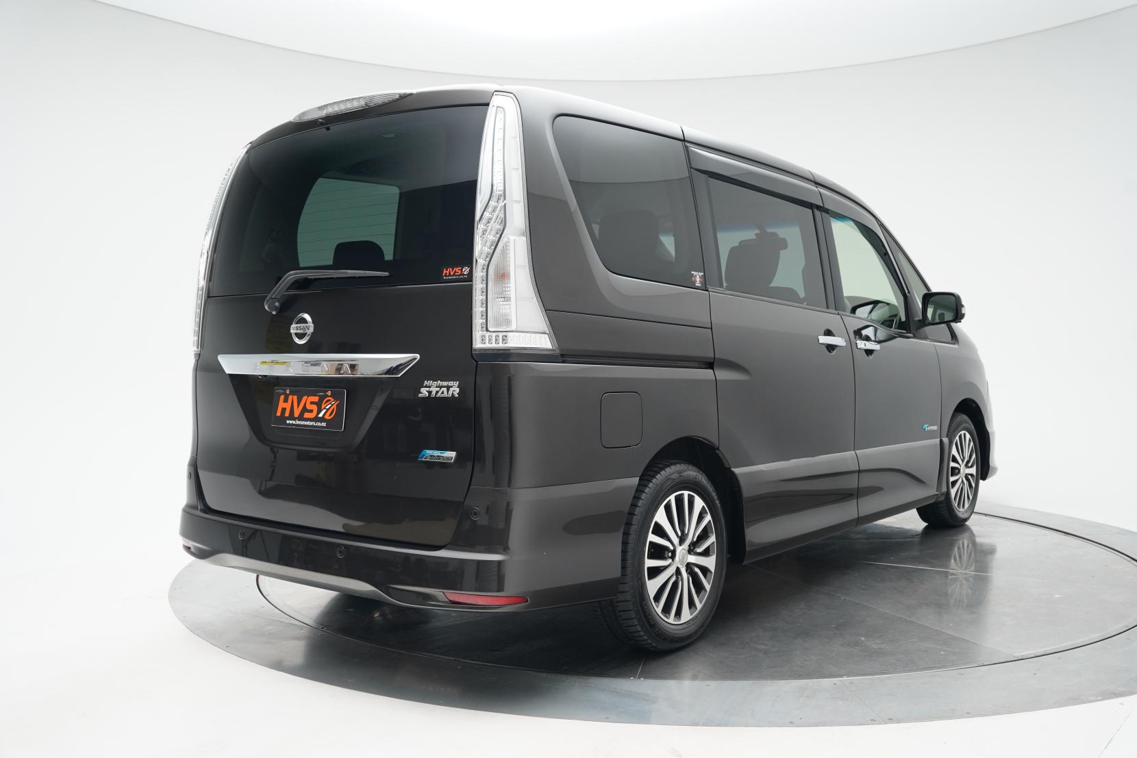 Nissan Serena (1991 – present) Hybrid Highway Star V