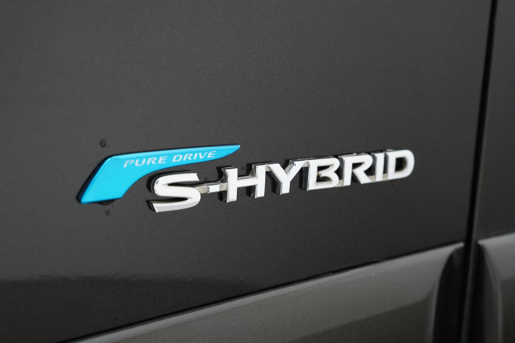 Nissan Serena (1991 – present) Hybrid Highway Star V