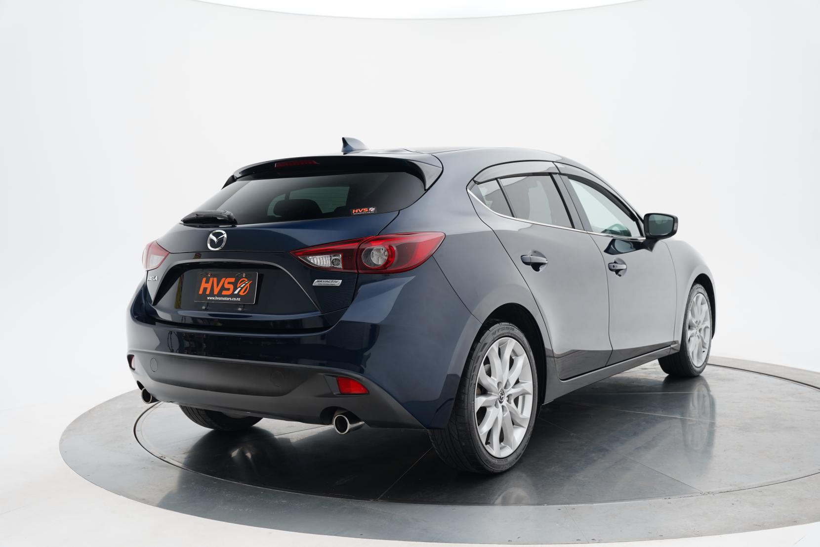 Mazda Axela 2.0 SPORT 20S TOURING