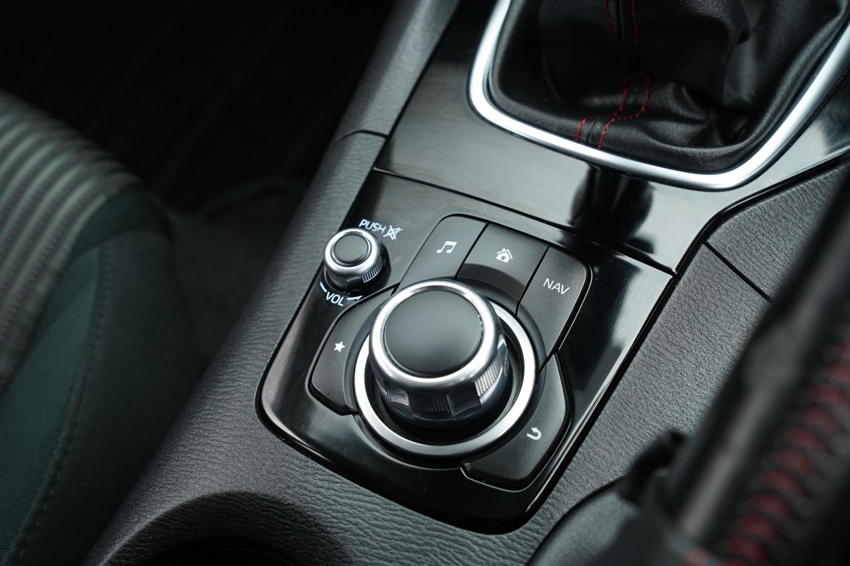 Mazda Axela 2.0 SPORT 20S TOURING