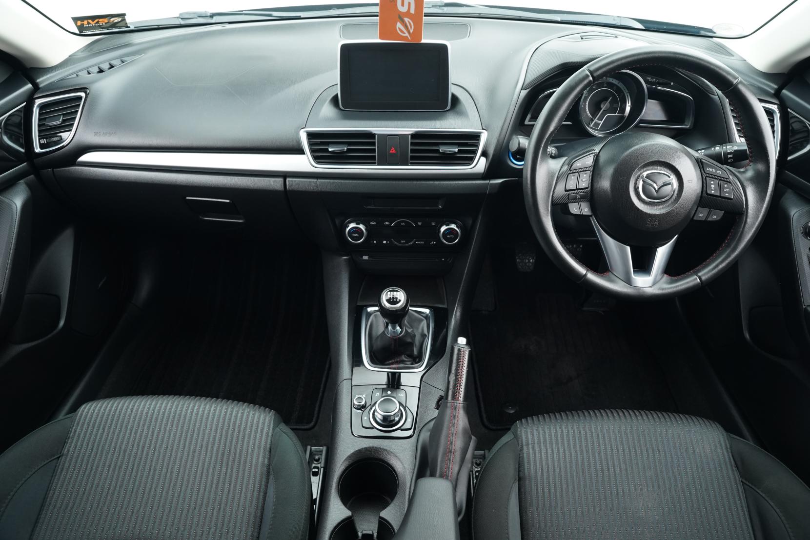 Mazda Axela 2.0 SPORT 20S TOURING