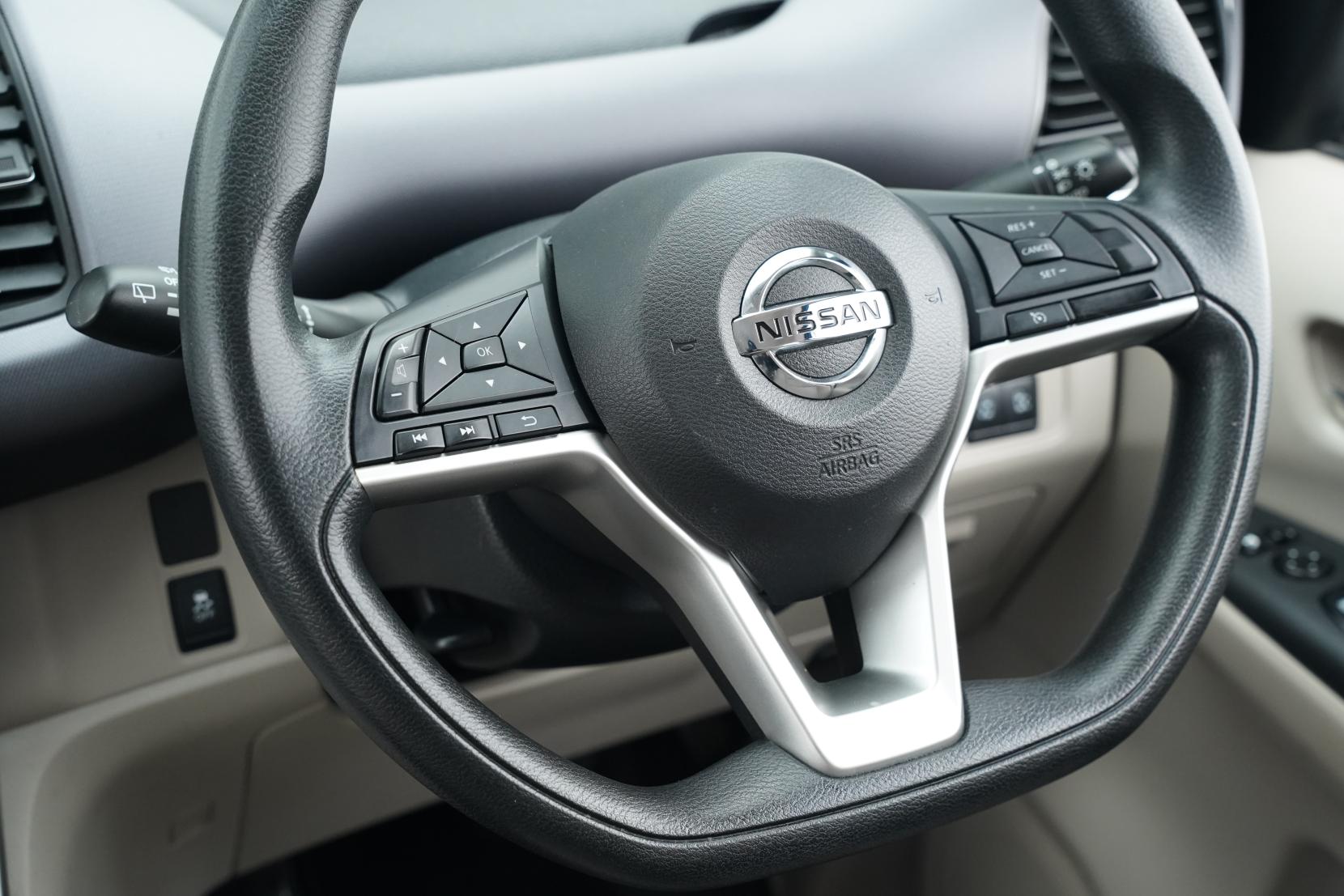 Nissan Serena (1991 – present) 2.0 Hybrid 20X V Selection