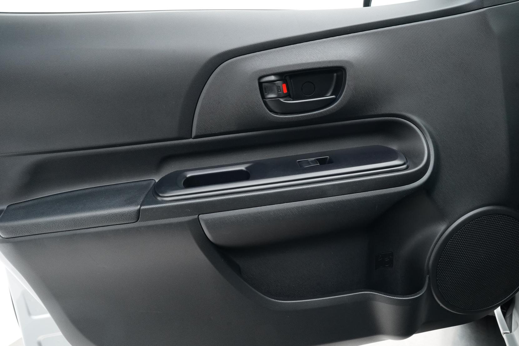 Toyota Aqua 1.5 HYBRID