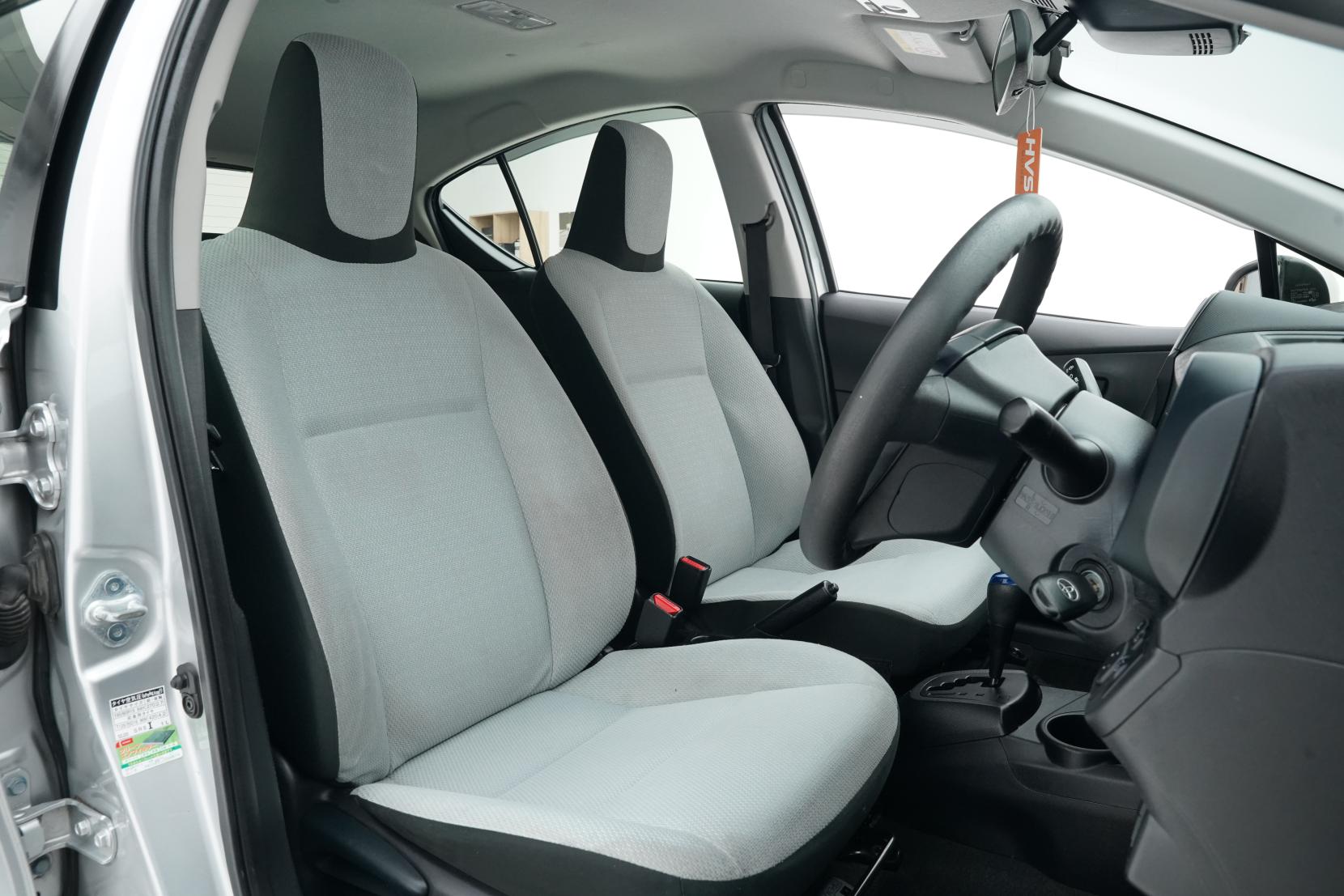 Toyota Aqua 1.5 HYBRID