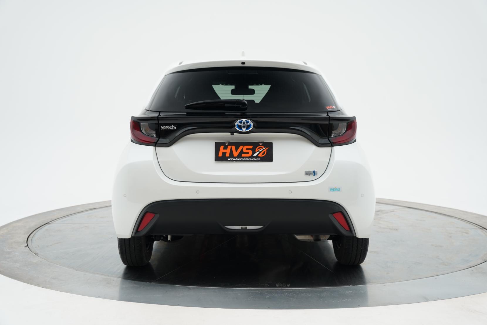 Toyota Yaris Hybrid X