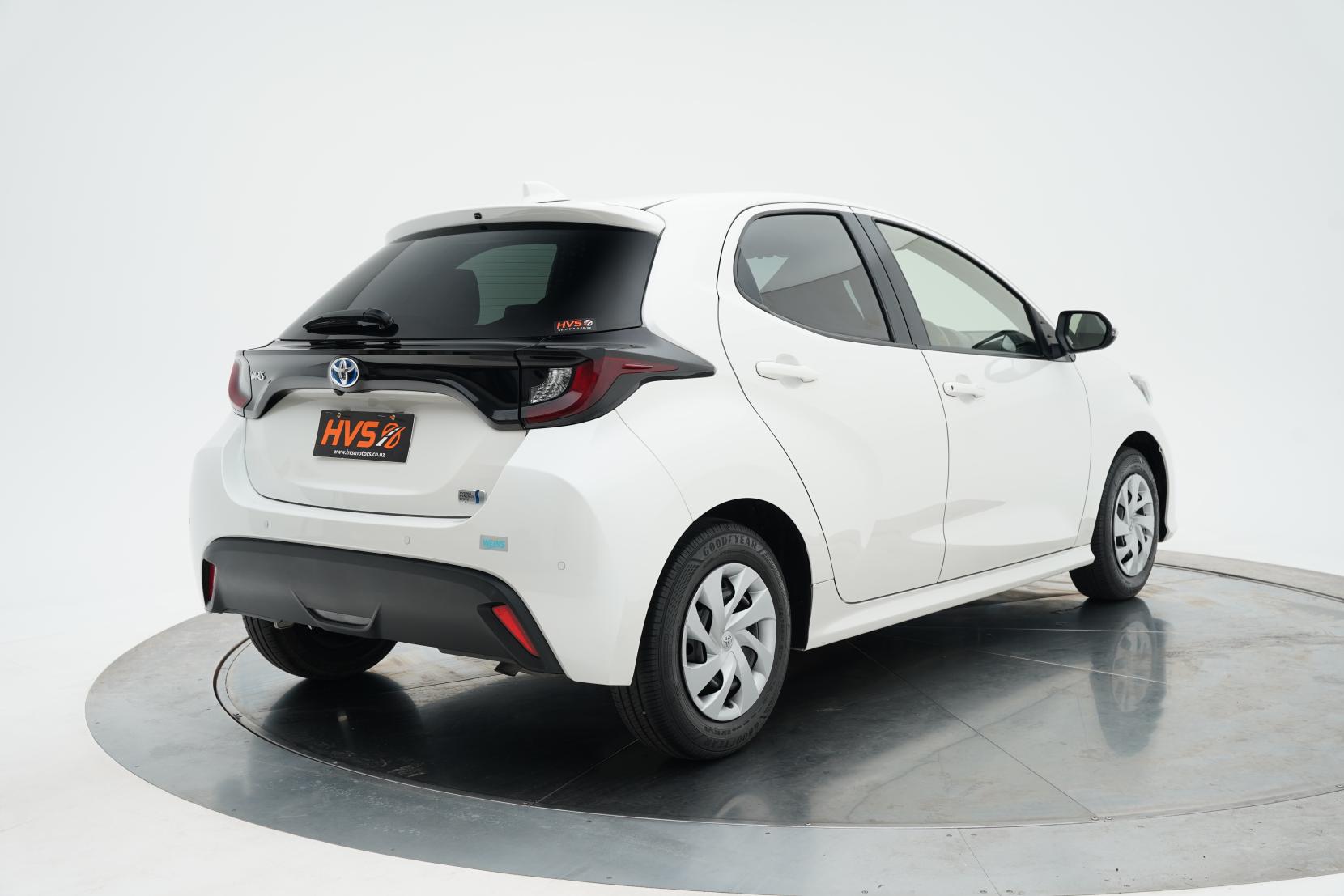 Toyota Yaris Hybrid X